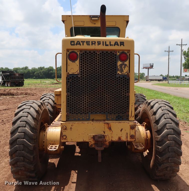 image for item DG4013 1982 Caterpillar 12G motor grader