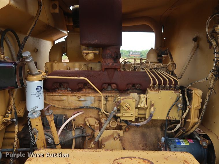 image for item DG4013 1982 Caterpillar 12G motor grader