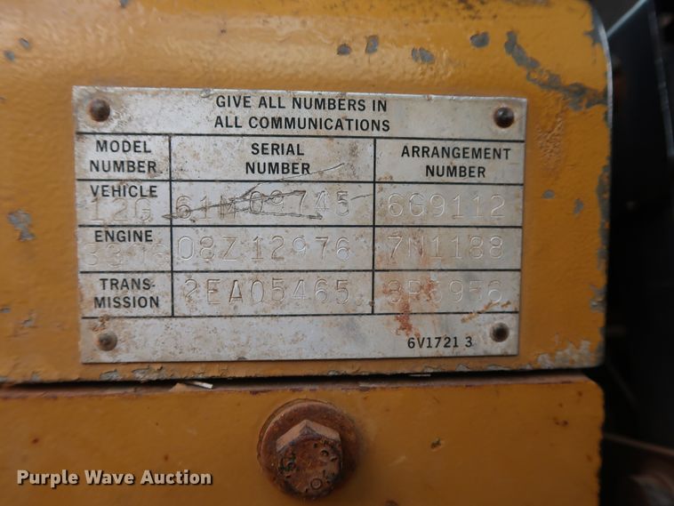 image for item DG4013 1982 Caterpillar 12G motor grader