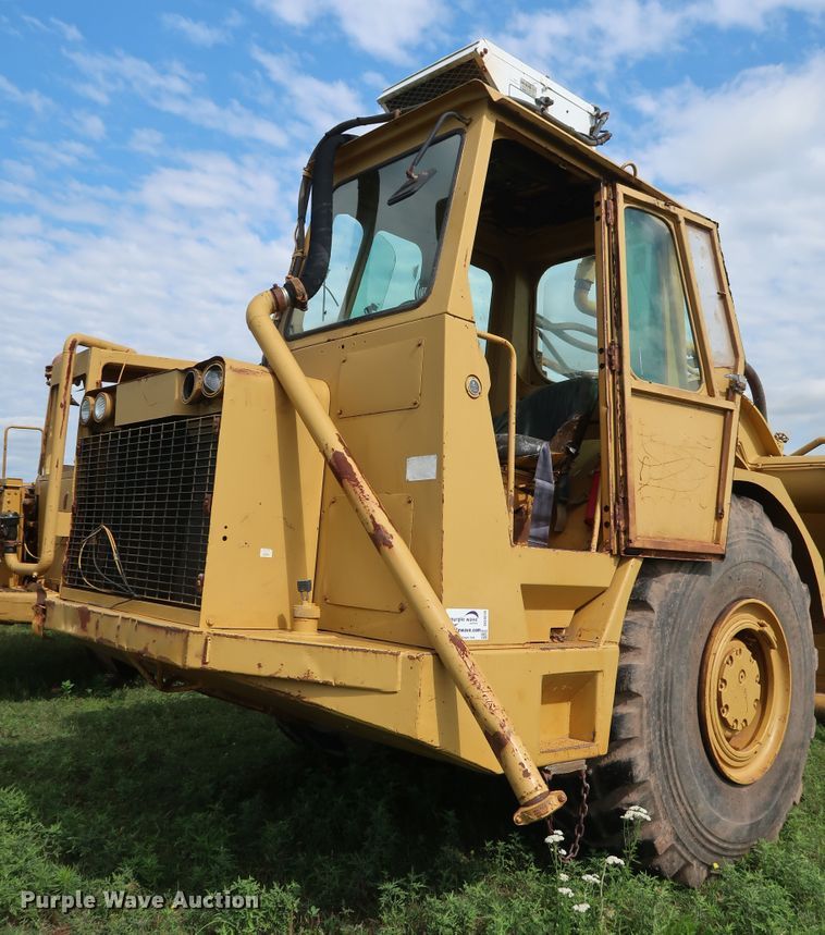 image for item DG4016 1989 Fiat-Allis S161A2T water wagon