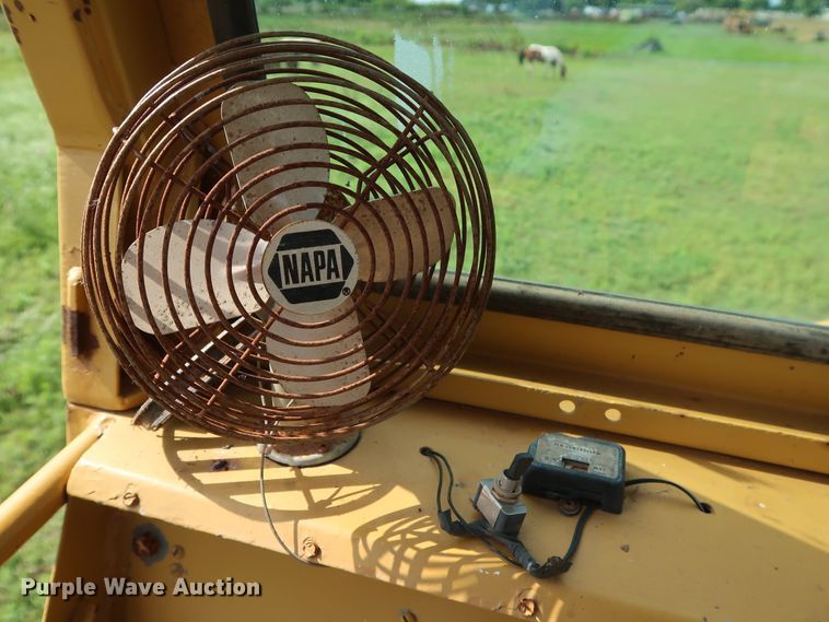 image for item DG4016 1989 Fiat-Allis S161A2T water wagon