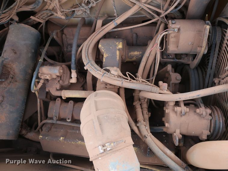 image for item DG4016 1989 Fiat-Allis S161A2T water wagon