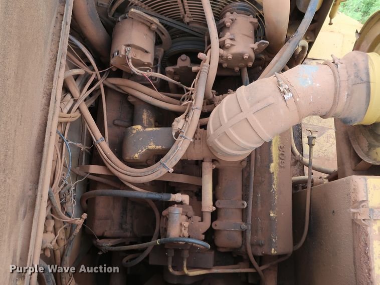 image for item DG4016 1989 Fiat-Allis S161A2T water wagon