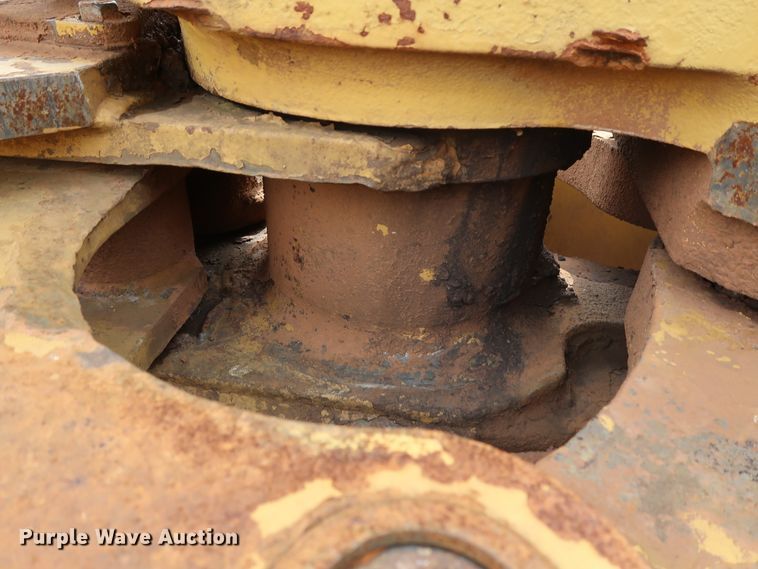 image for item DG4016 1989 Fiat-Allis S161A2T water wagon