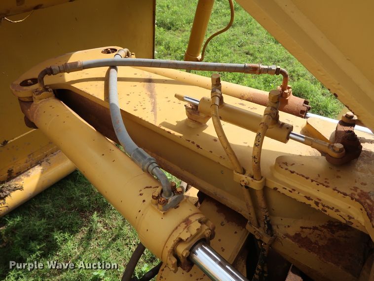 image for item DG4016 1989 Fiat-Allis S161A2T water wagon