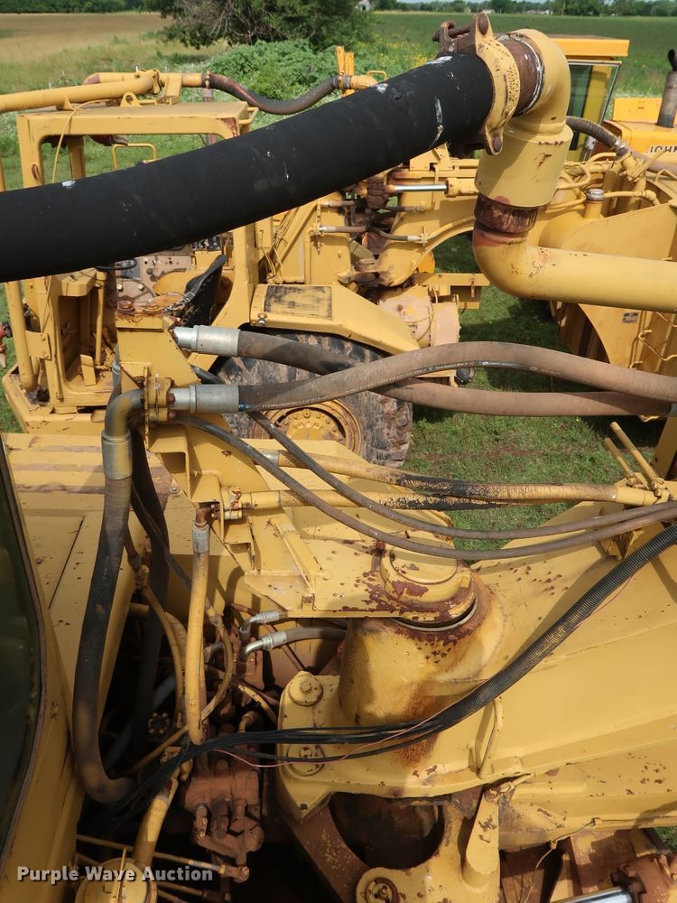 image for item DG4016 1989 Fiat-Allis S161A2T water wagon