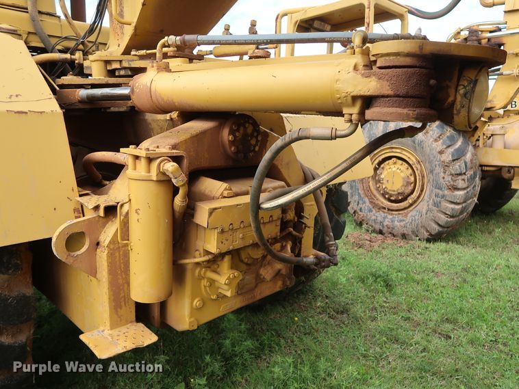 image for item DG4016 1989 Fiat-Allis S161A2T water wagon