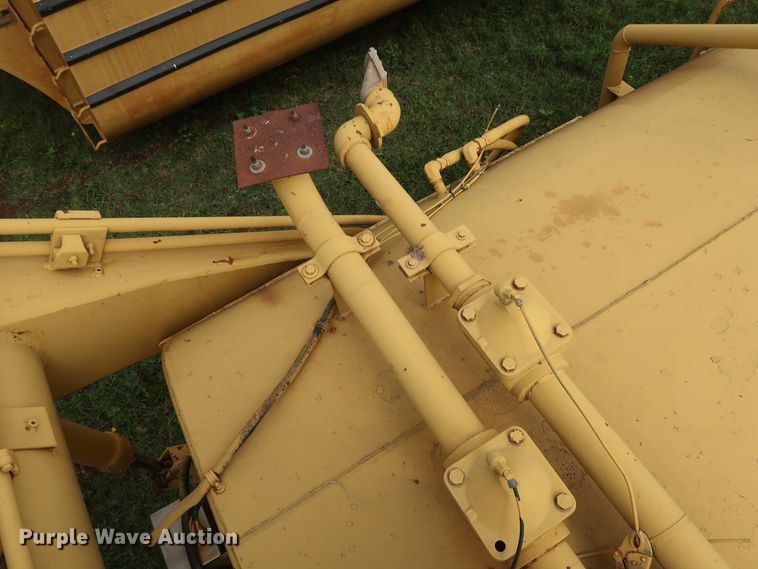 image for item DG4016 1989 Fiat-Allis S161A2T water wagon