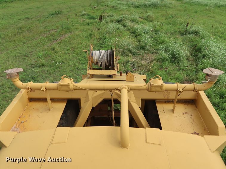 image for item DG4016 1989 Fiat-Allis S161A2T water wagon