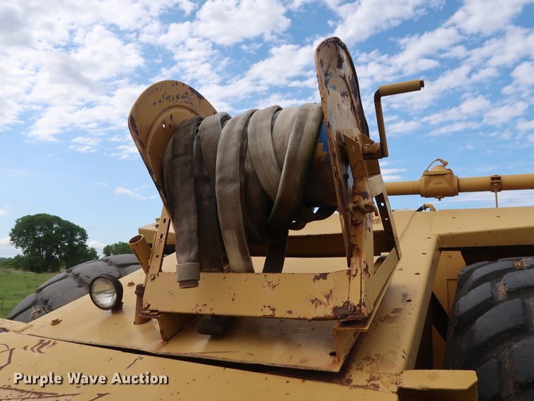 image for item DG4016 1989 Fiat-Allis S161A2T water wagon