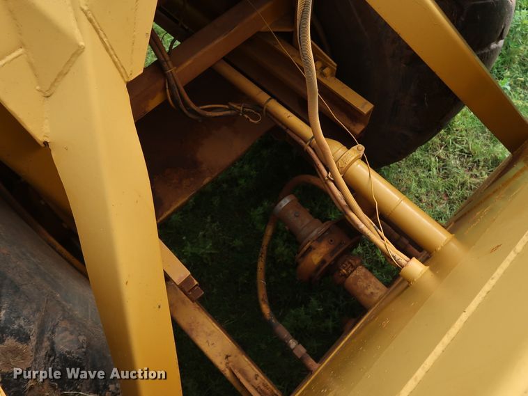 image for item DG4016 1989 Fiat-Allis S161A2T water wagon