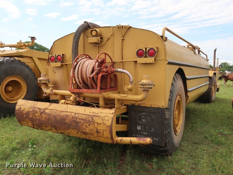 image for item DG4017 Caterpillar 613C water wagon