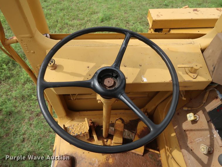 image for item DG4017 Caterpillar 613C water wagon