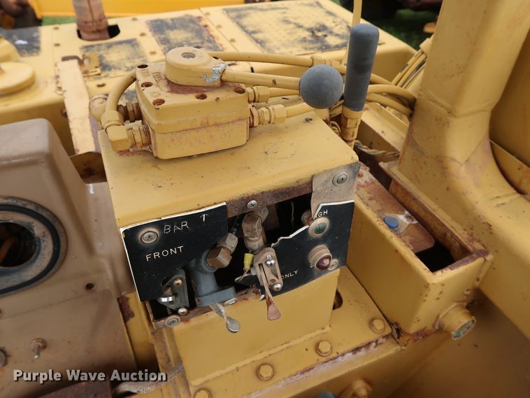 image for item DG4017 Caterpillar 613C water wagon