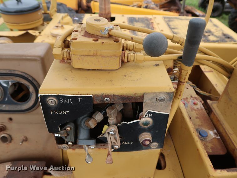 image for item DG4017 Caterpillar 613C water wagon