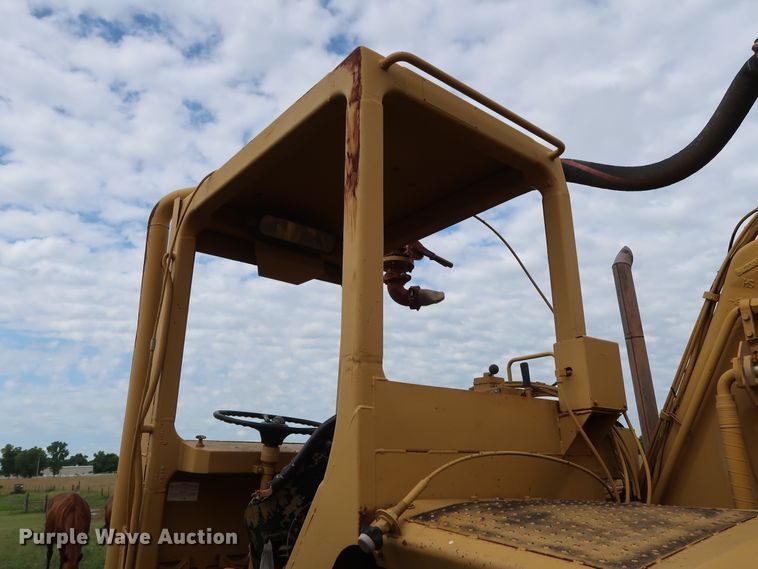 image for item DG4017 Caterpillar 613C water wagon