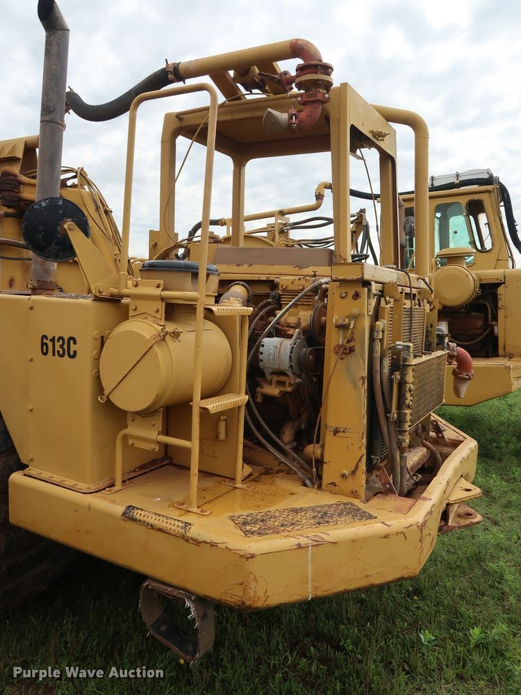 image for item DG4017 Caterpillar 613C water wagon