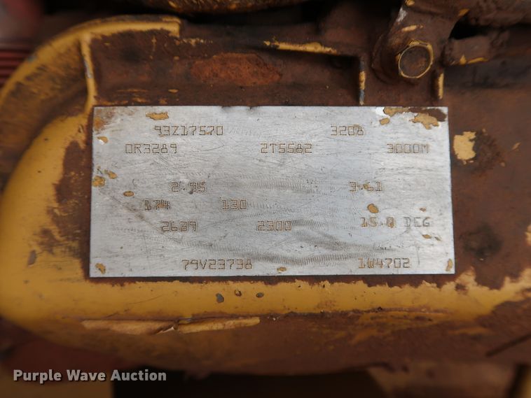 image for item DG4017 Caterpillar 613C water wagon