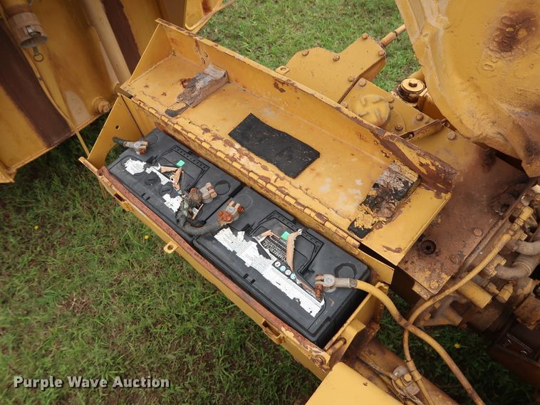 image for item DG4017 Caterpillar 613C water wagon