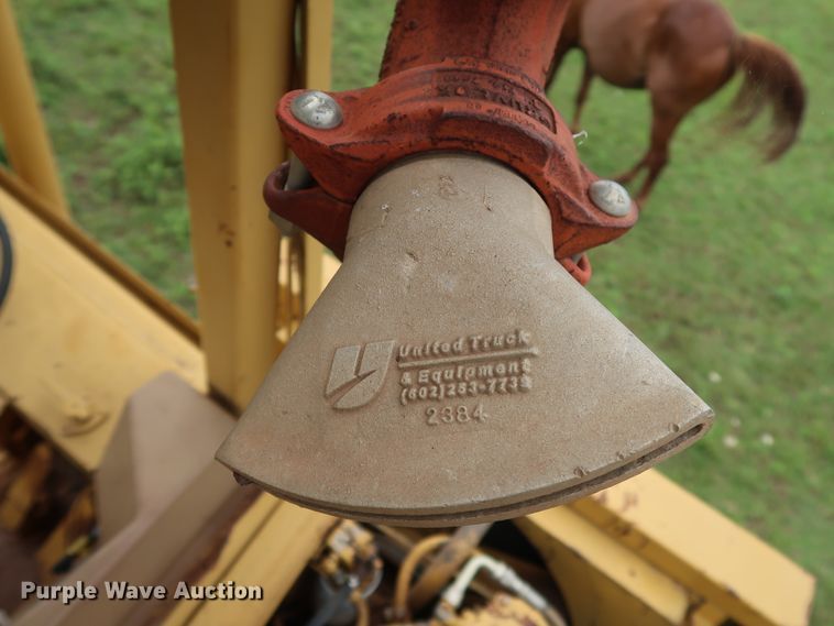 image for item DG4017 Caterpillar 613C water wagon