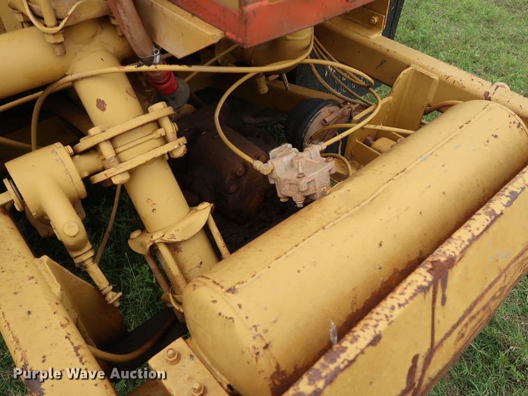 image for item DG4017 Caterpillar 613C water wagon