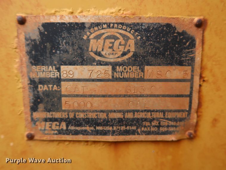 image for item DG4017 Caterpillar 613C water wagon