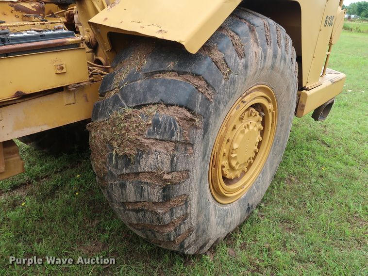 image for item DG4017 Caterpillar 613C water wagon