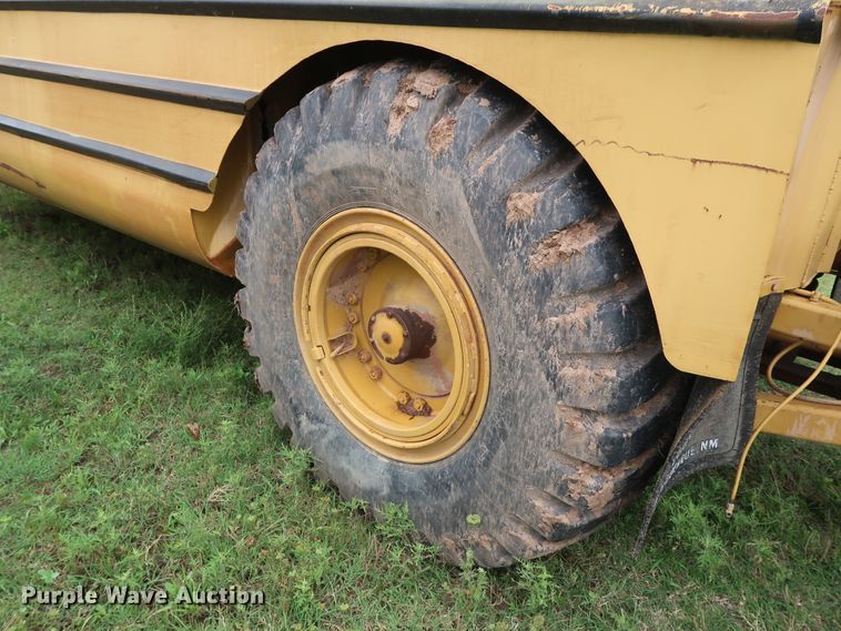 image for item DG4017 Caterpillar 613C water wagon