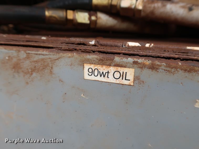 image for item DG4019 1988 International 1954 service truck