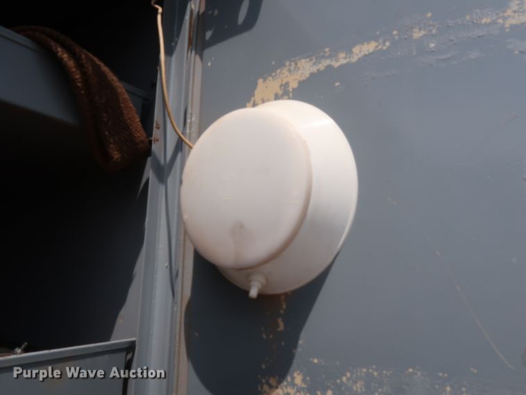 image for item DG4019 1988 International 1954 service truck