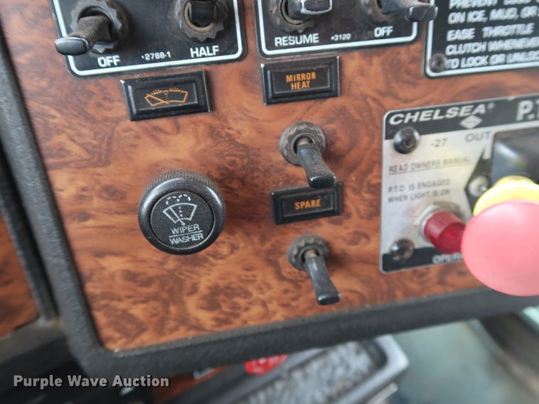 image for item DG4023 2001 Kenworth T800 Dump truck