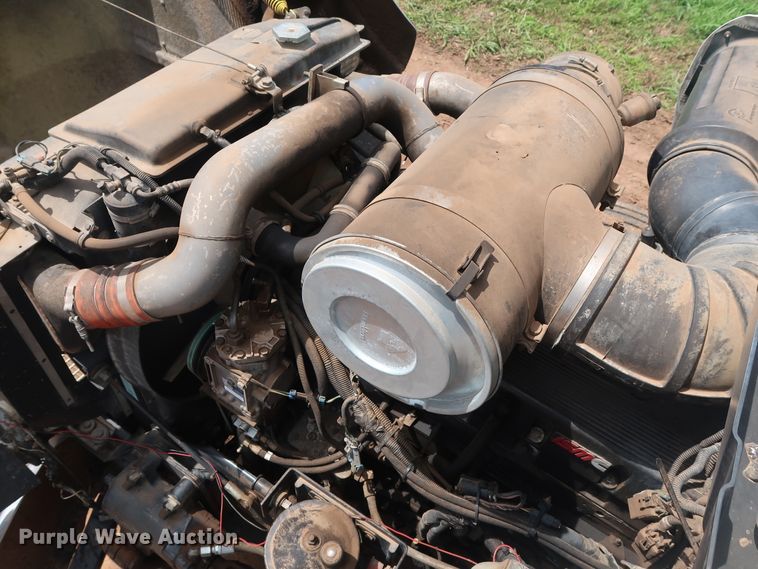 image for item DG4023 2001 Kenworth T800 Dump truck