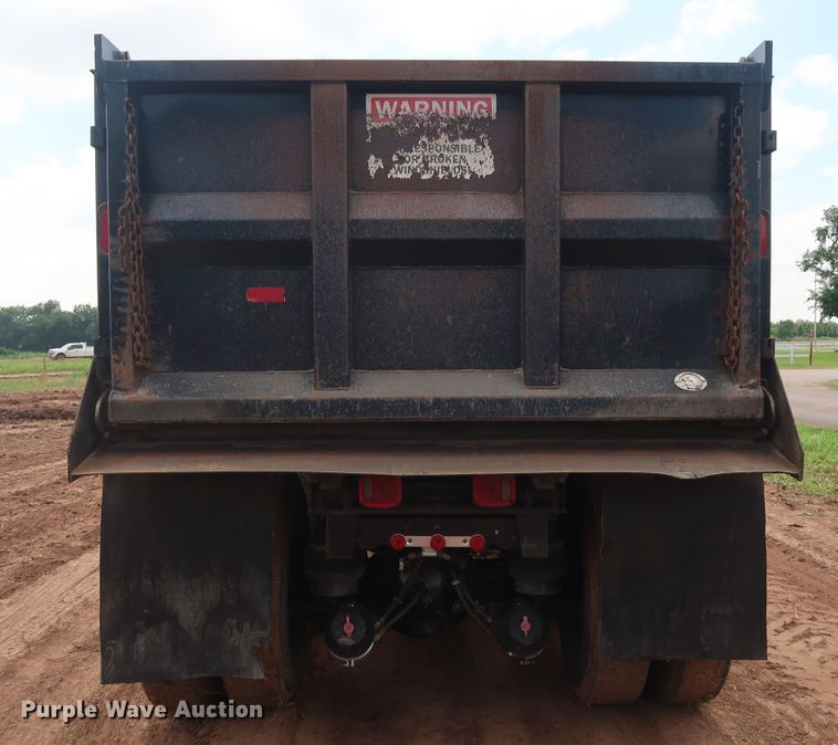 image for item DG4023 2001 Kenworth T800 Dump truck