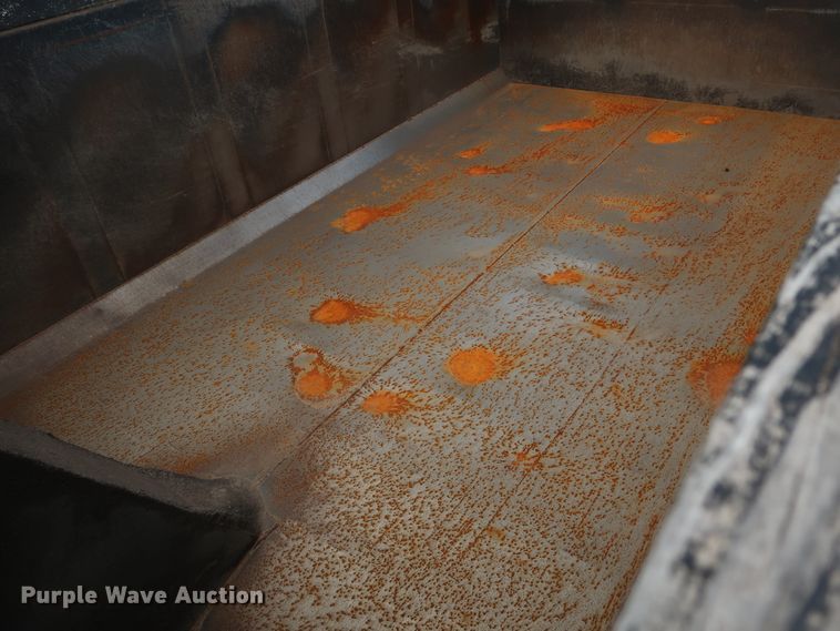 image for item DG4023 2001 Kenworth T800 Dump truck