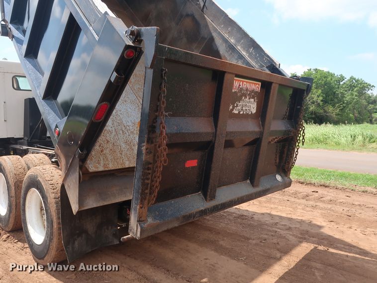 image for item DG4023 2001 Kenworth T800 Dump truck