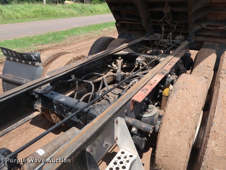 image for item DG4023 2001 Kenworth T800 Dump truck