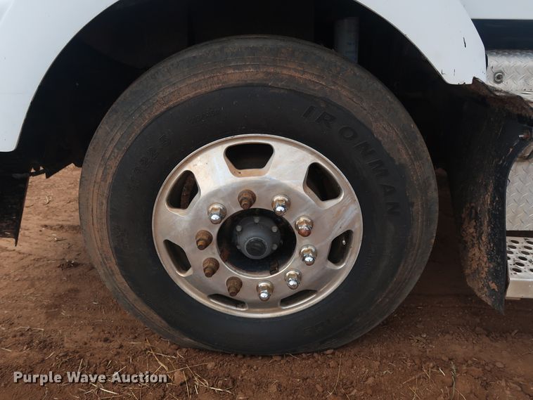 image for item DG4023 2001 Kenworth T800 Dump truck