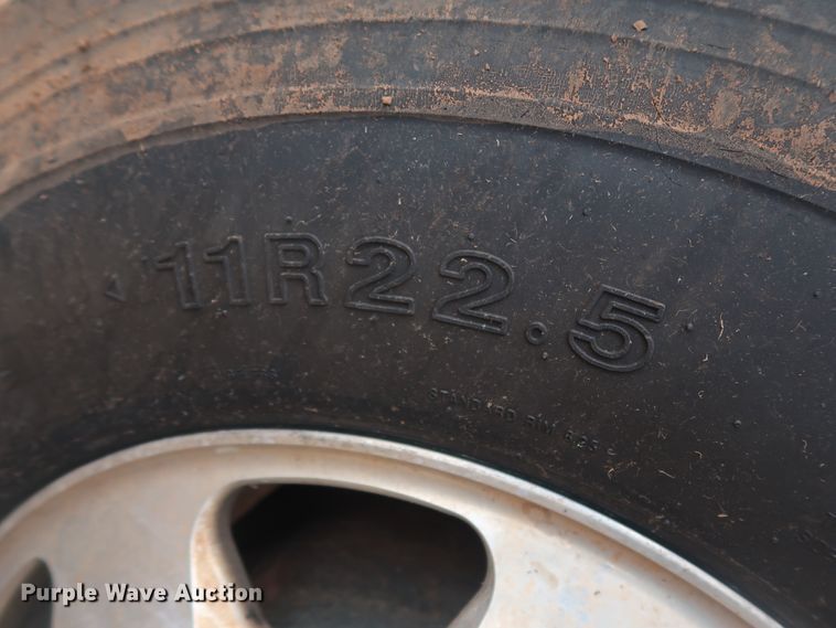 image for item DG4023 2001 Kenworth T800 Dump truck