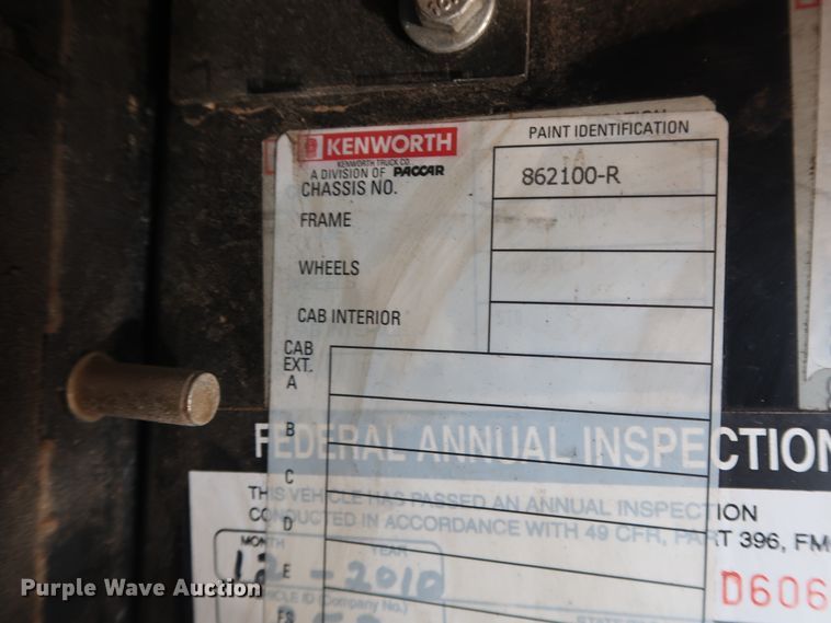 image for item DG4023 2001 Kenworth T800 Dump truck