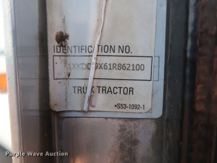 image for item DG4023 2001 Kenworth T800 Dump truck