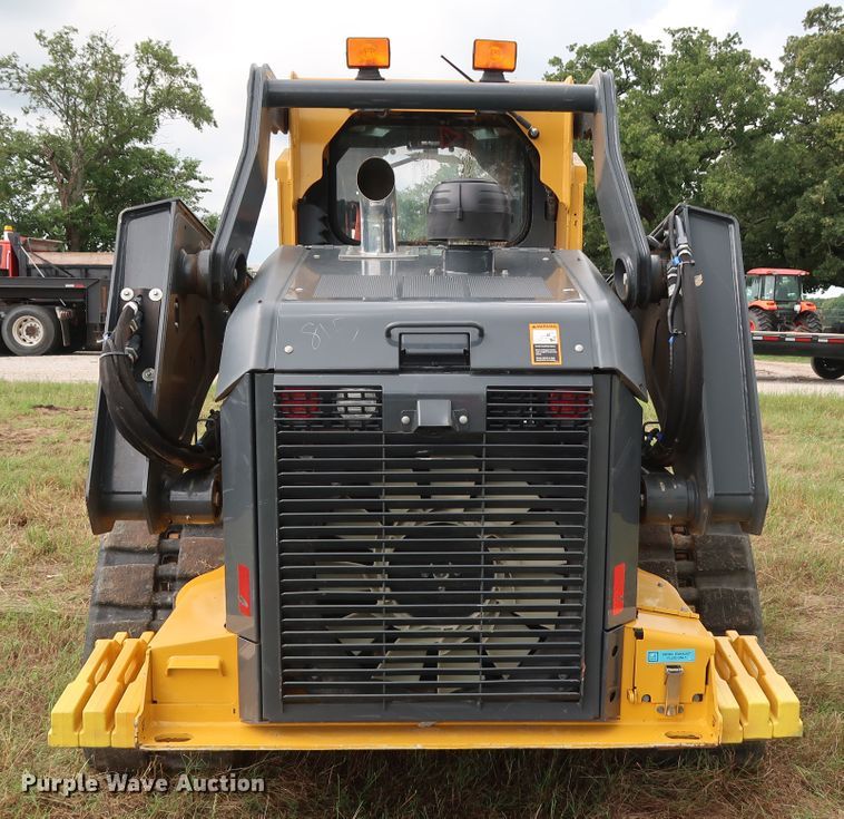 image for item DG4027 2018 John Deere 333G skid steer
