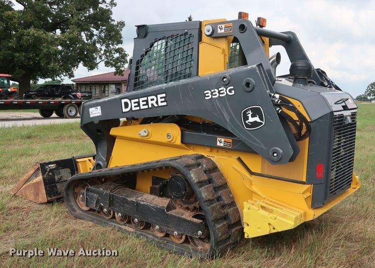 image for item DG4027 2018 John Deere 333G skid steer