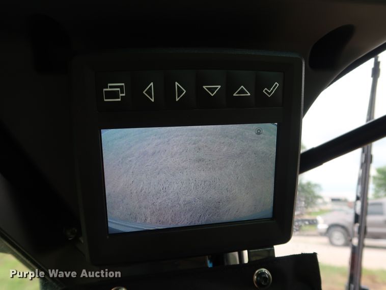 image for item DG4027 2018 John Deere 333G skid steer