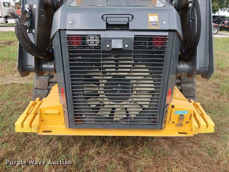 image for item DG4027 2018 John Deere 333G skid steer