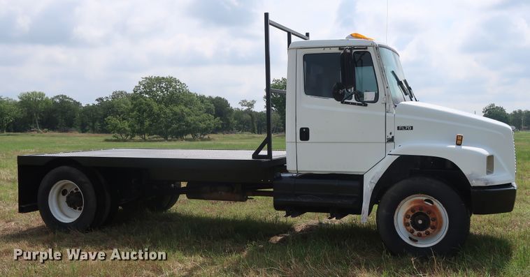 image for item DG4028 1996 Freightliner FL70 flatbed truck