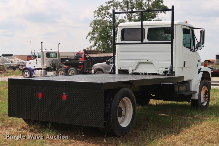 image for item DG4028 1996 Freightliner FL70 flatbed truck