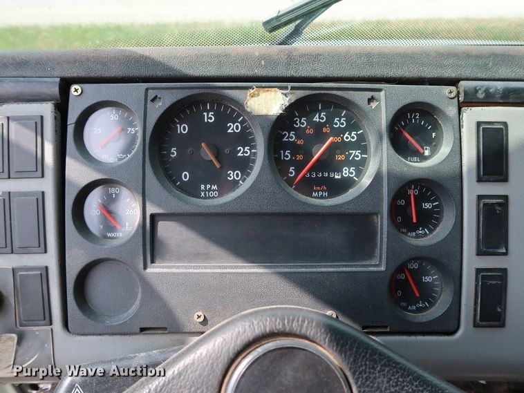 image for item DG4028 1996 Freightliner FL70 flatbed truck