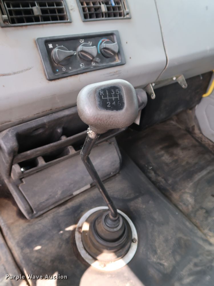 image for item DG4028 1996 Freightliner FL70 flatbed truck