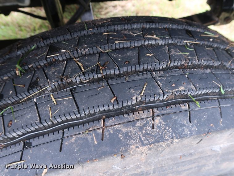 image for item DG4028 1996 Freightliner FL70 flatbed truck