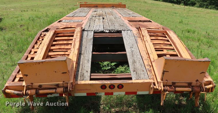 image for item DG4031 2002 Big Tex 4XPH-24+5 equipment trailer